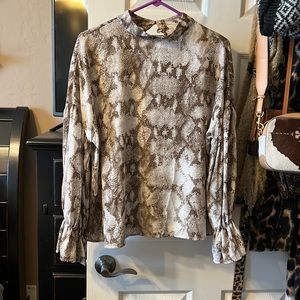 Snake print top
